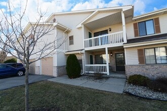 7311 98th Ave in Kenosha, WI - Foto de edificio - Building Photo