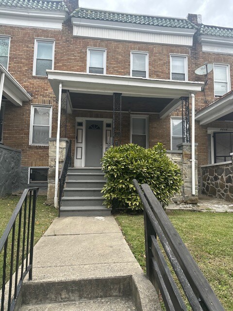 3216 Gwynns Falls Pkwy in Baltimore, MD - Building Photo