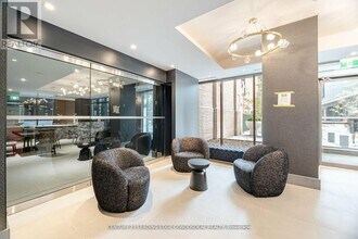 8 Widmer St in Toronto, ON - Building Photo - Building Photo