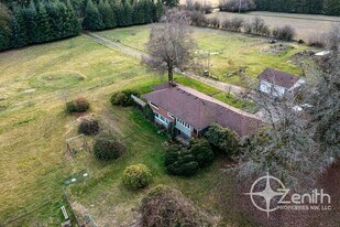 4508 NE 174th St in Vancouver, WA - Building Photo