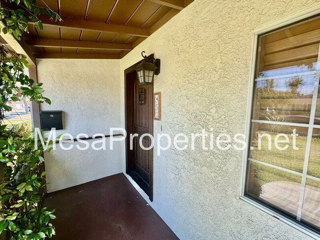 453 Madison Ave in Pomona, CA - Building Photo - Building Photo