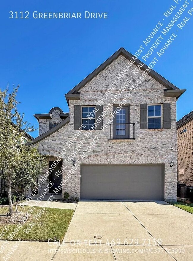 property at 3112 Greenbriar Dr
