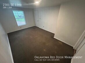 2301 SE 13th St in Oklahoma City, OK - Building Photo - Building Photo