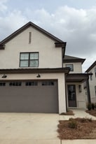 415 Stillwater Ln in Oxford, MS - Building Photo