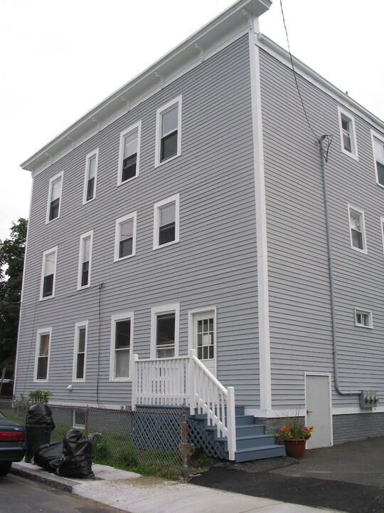 1-3 Durham St in Somerville, MA - Building Photo