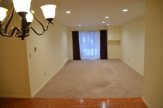 234 Nesmith St in Lowell, MA - Building Photo - Building Photo