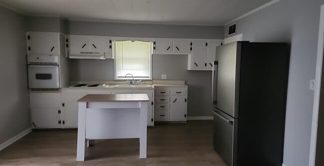 939 Clay St in Henderson, KY - Building Photo - Building Photo