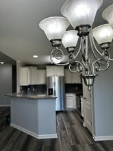 210-210 Hidden Meadows Dr in Benton, AR - Foto de edificio - Building Photo