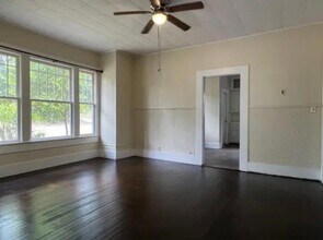 469 Ogden St in Jasper, TX - Foto de edificio - Building Photo