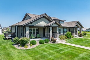 Prairie Trail Townhomes in Ankeny, IA - Building Photo