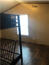 821 N Smith St in Malakoff, TX - Building Photo - Building Photo