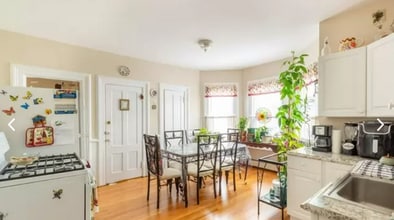47 Sherman Ave, Unit 1 in Meriden, CT - Building Photo - Building Photo