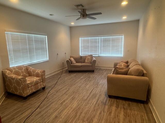 5822 Erik Way in Greenacres, FL - Foto de edificio - Building Photo