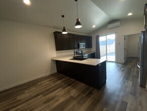 2513 Benjamin Ln in Ellensburg, WA - Building Photo - Building Photo