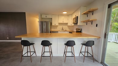 73-1149-1149 Ahulani St in Kailua Kona, HI - Foto de edificio - Building Photo