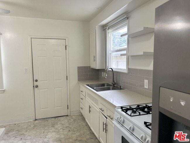 property at 2334 Keeler St