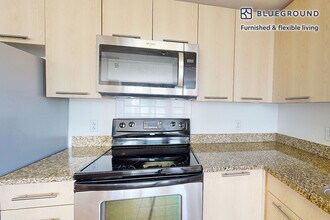 27 Barker Ave in White Plains, NY - Building Photo - Building Photo