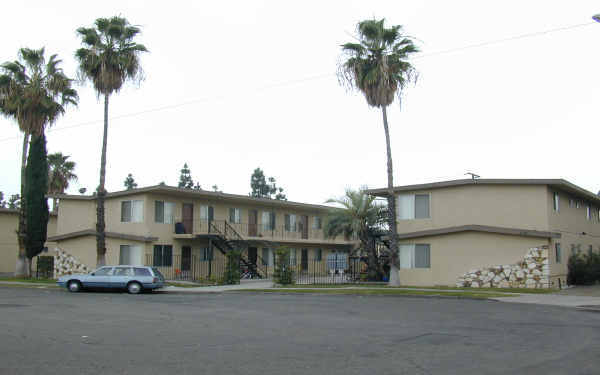Courtyard Apartments - OBTBD in Anaheim, CA - Building Photo - Building Photo