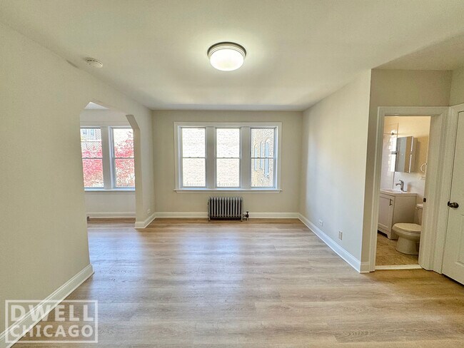 2618 N Kimball Ave, Unit 1 in Chicago, IL - Building Photo - Building Photo