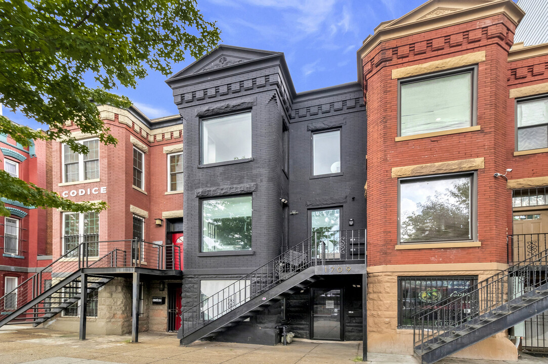 1709 N Capitol St NE in Washington, DC - Building Photo