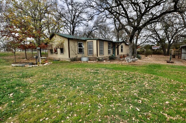 1846 Ranger Hwy in Weatherford, TX - Building Photo - Building Photo