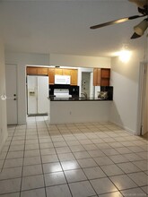 6535 W 27th Ct-Unit -22-48 in Hialeah, FL - Building Photo - Building Photo