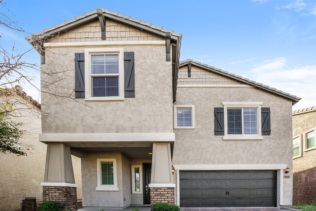 property at 5535 E June St