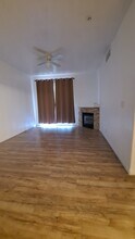 4960 Harrison Dr, Unit CONDO FOR RENT in Las Vegas, NV - Foto de edificio - Building Photo