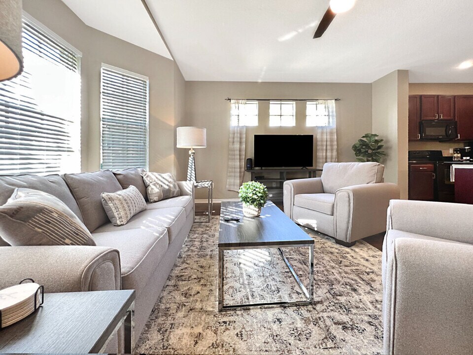 14021 Citrus Crest Cir in Tampa, FL - Foto de edificio