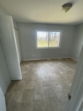 37 Pershing Ln in Sicklerville, NJ - Building Photo - Building Photo