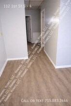 112 1st St S in Ladysmith, WI - Foto de edificio - Building Photo