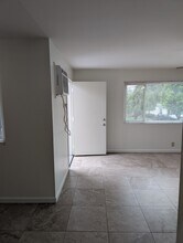 4435 Bonnie Brae St, Unit 3 in Montclair, CA - Building Photo - Building Photo