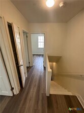 1204 E Warren Ave in Victoria, TX - Building Photo - Building Photo