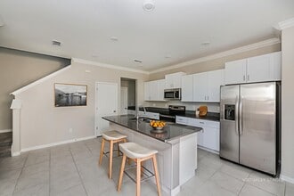 8077 Rolling Shell Trail in Wesley Chapel, FL - Building Photo - Building Photo