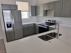 7030 San Benito Dr in Sebring, FL - Building Photo - Building Photo