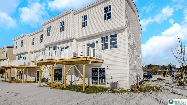 8327 Alexander Ct in Breinigsville, PA - Building Photo - Building Photo