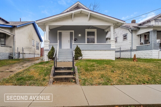 property at 225 S 39th St