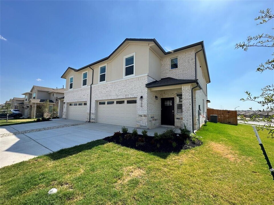 200 Saide St in Georgetown, TX - Building Photo