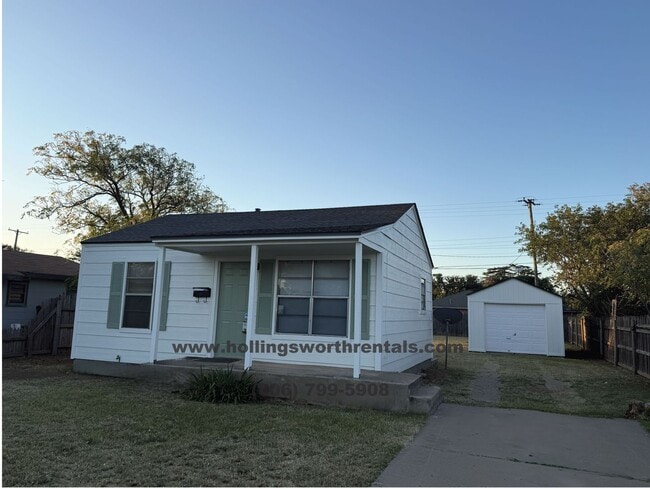 5121 39th St in Lubbock, TX - Foto de edificio - Building Photo