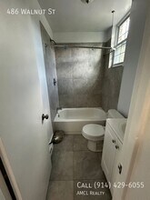 486 Walnut St in Yonkers, NY - Building Photo - Building Photo