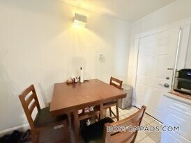 829 Beacon St in Boston, MA - Building Photo