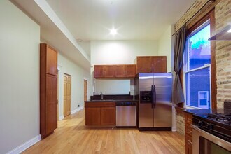 2609 W Potomac Ave, Unit 1R in Chicago, IL - Building Photo - Building Photo