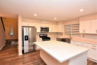 32195 Via Cesario in Temecula, CA - Building Photo - Building Photo