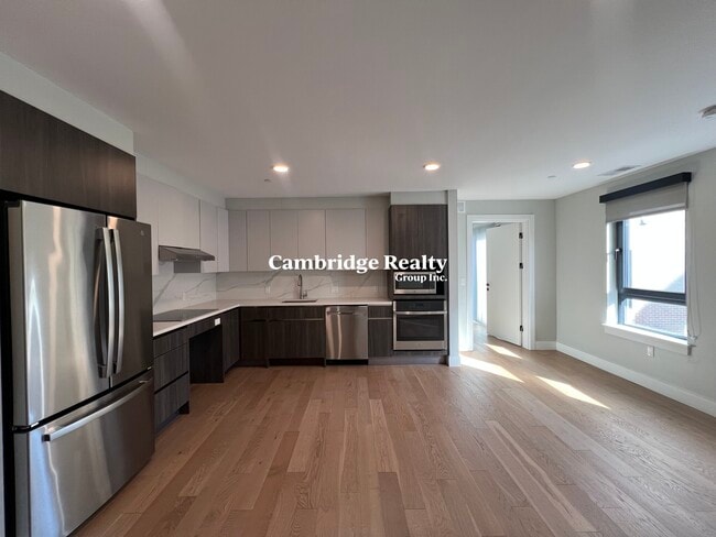 8 Central St, Unit TT