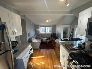 287 Beacon St in Somerville, MA - Building Photo - Building Photo
