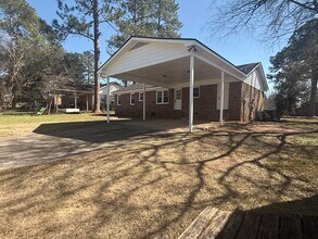 2819 Reeves Ln in Albany, GA - Building Photo - Building Photo