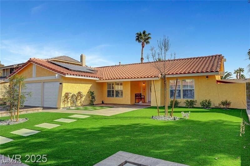 2410 Doherty Way in Henderson, NV - Building Photo