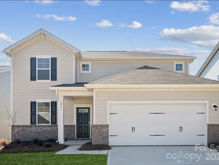2561 Blue Sky Mdws Dr in Monroe, NC - Building Photo