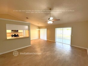 9814 Creek Cross St in Tampa, FL - Building Photo - Building Photo