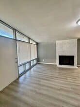 2910 Holiday Hl in Florissant, MO - Building Photo - Building Photo